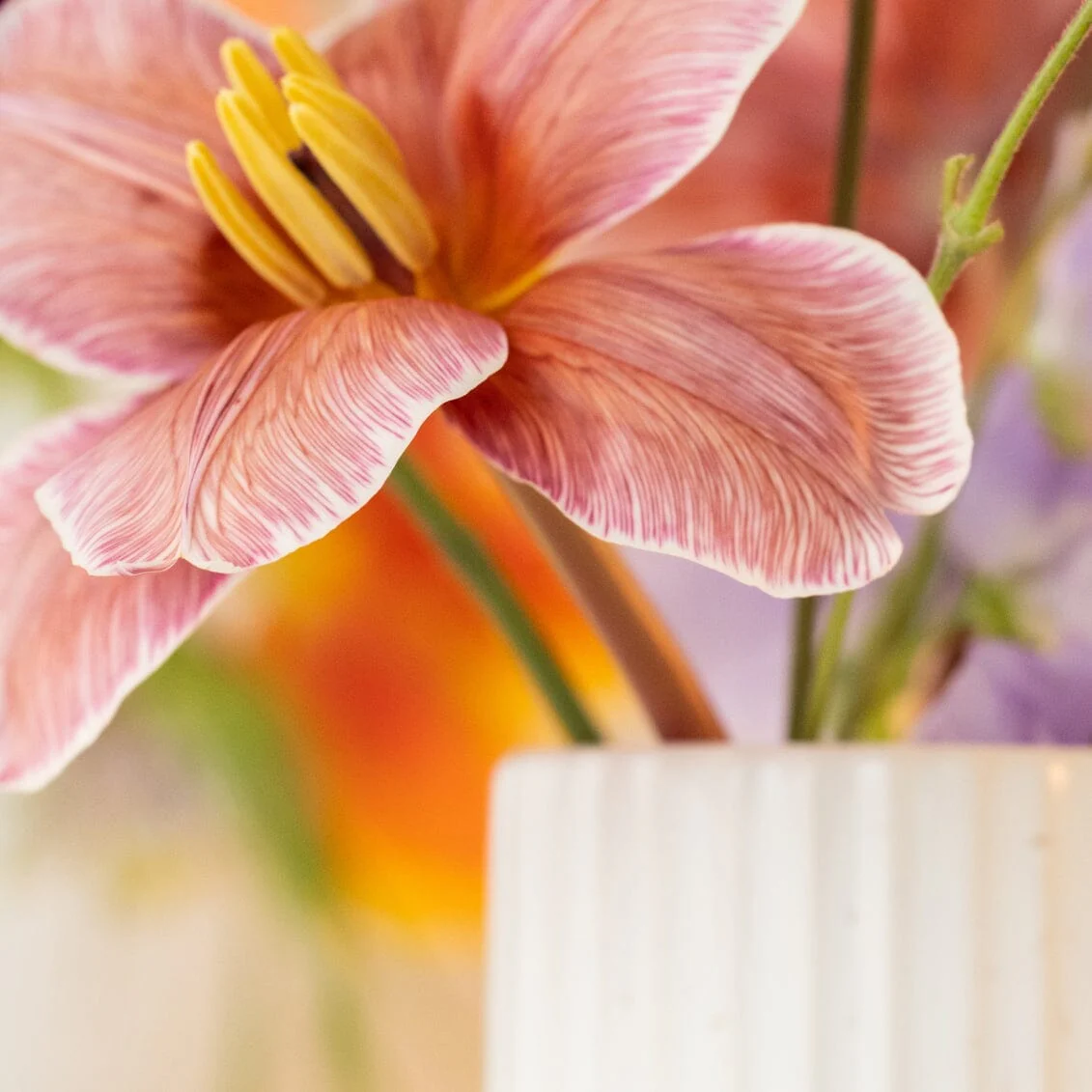 Short Bud Vase - Image 12